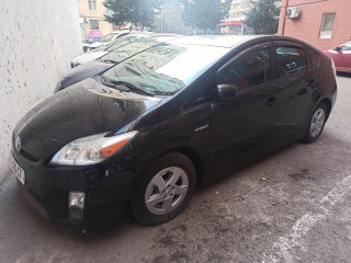 toyota-prius