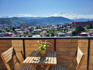 For Rent in Avlabar