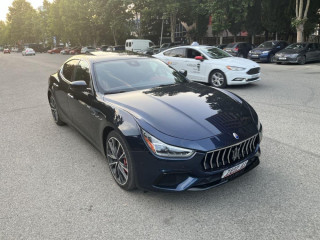 maserati-ghibli-gransport-2019